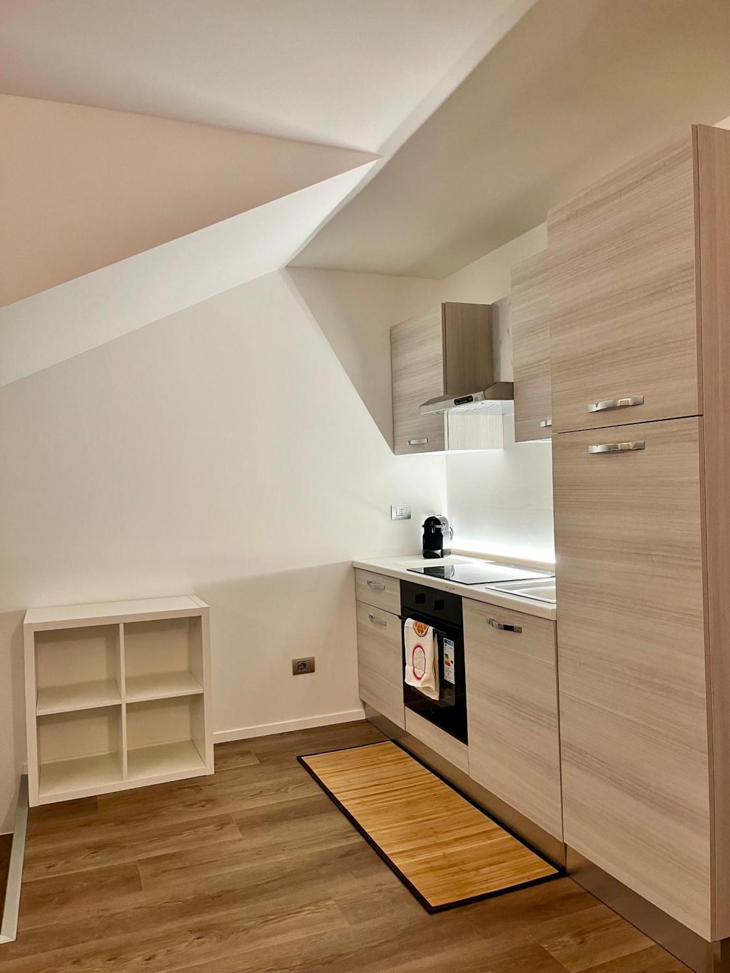 Central Side Apartment Milan Luaran gambar