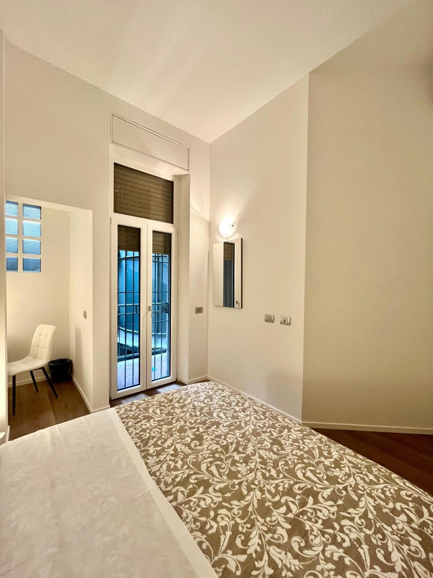 Central Side Apartment Milan Luaran gambar