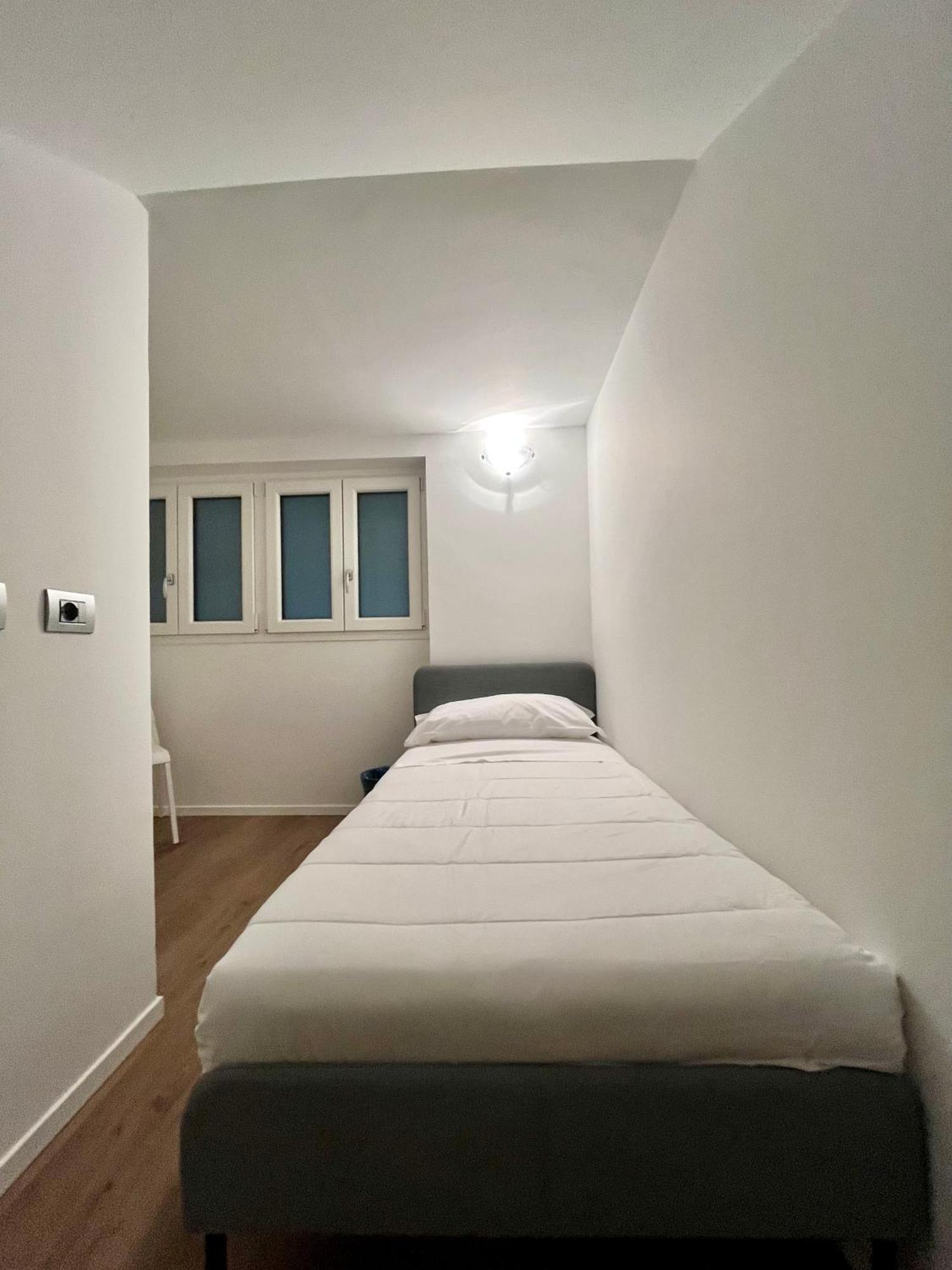 Central Side Apartment Milan Luaran gambar
