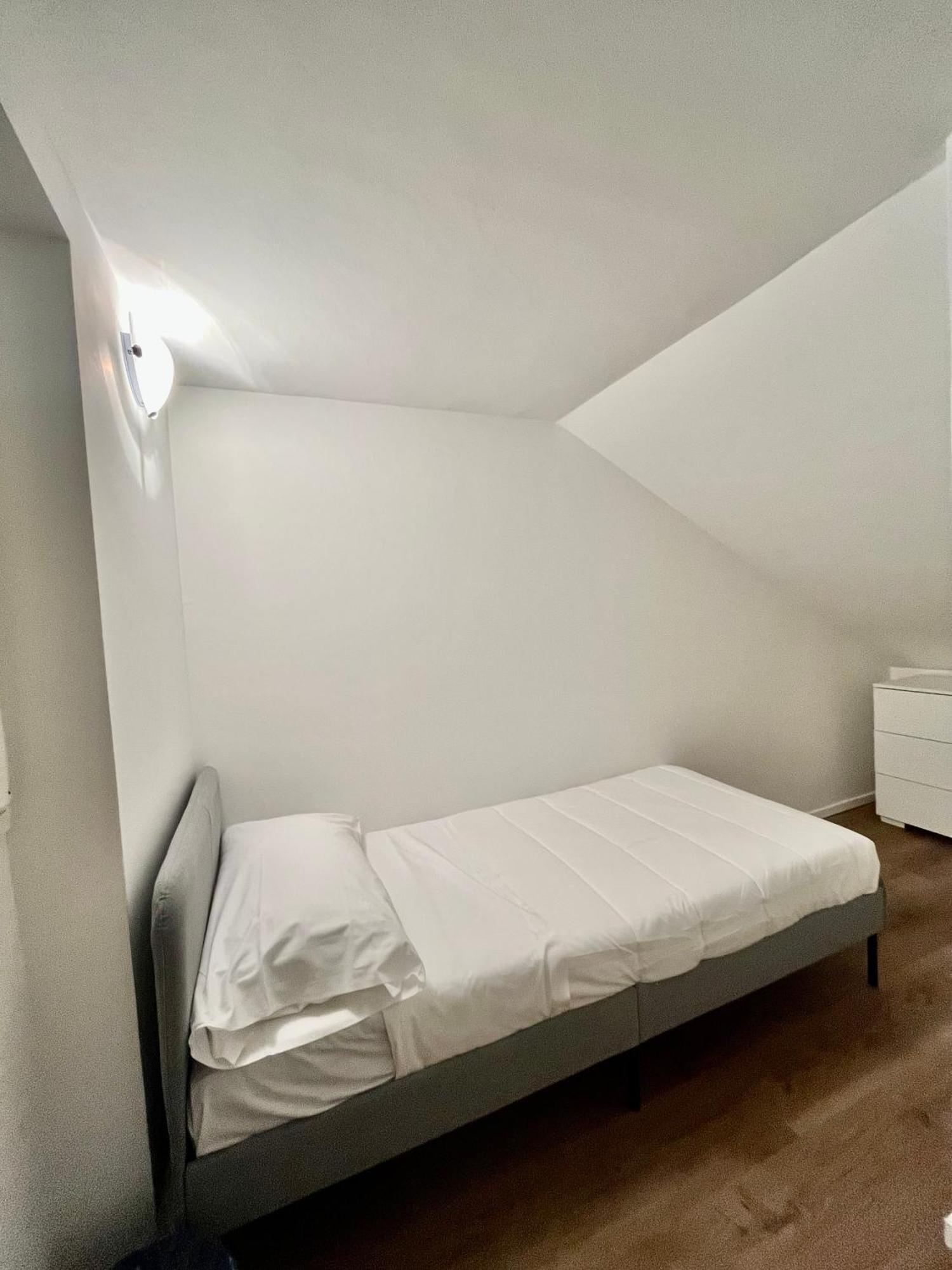 Central Side Apartment Milan Luaran gambar