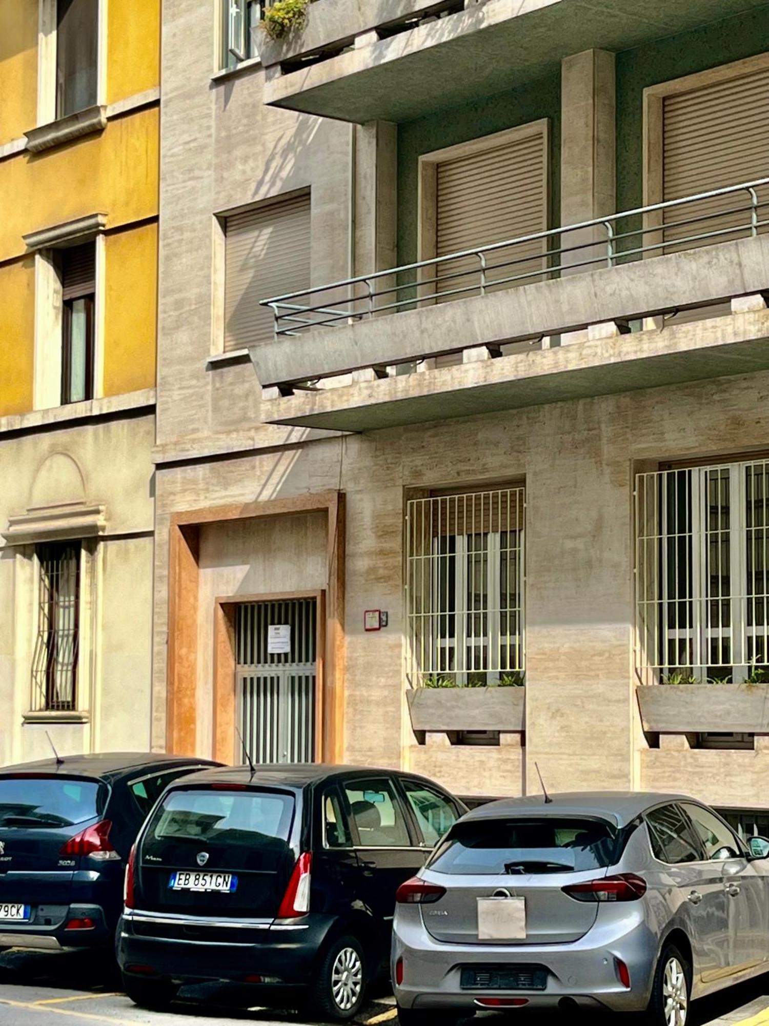 Central Side Apartment Milan Luaran gambar